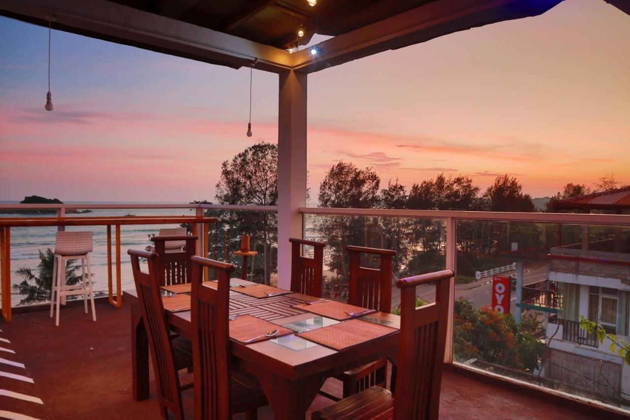 O2 Weligama Hotel & Spa Exterior photo