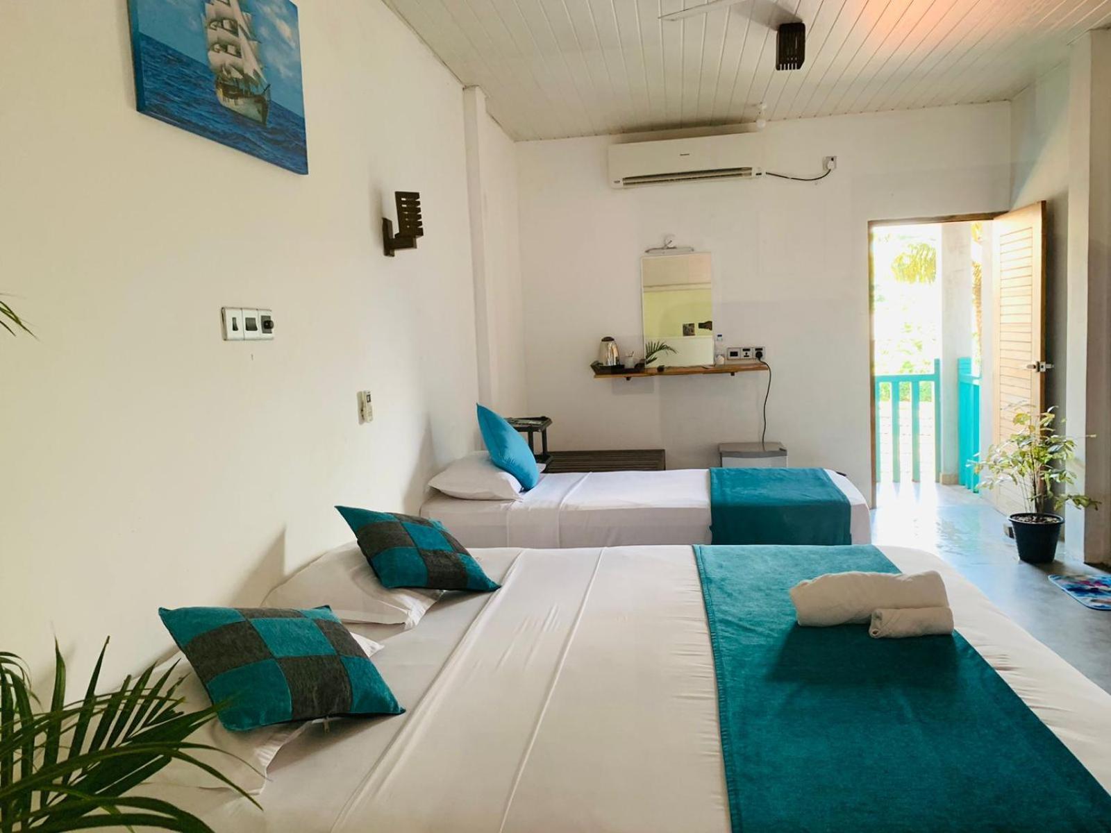 O2 Weligama Hotel & Spa Exterior photo